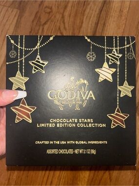 Godiva Chocolate Stars Limited Edition - Black & Gold Box NIB